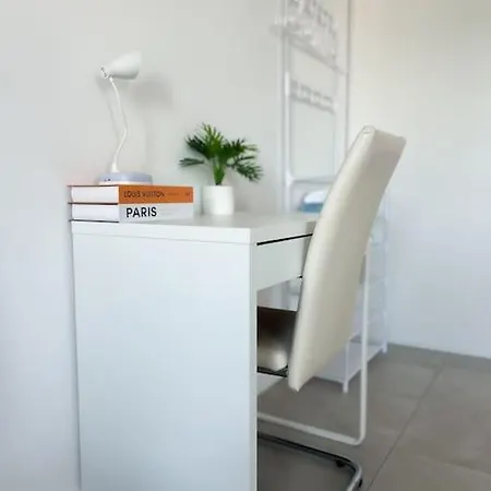 Apartamento In With Free Parking Lormont