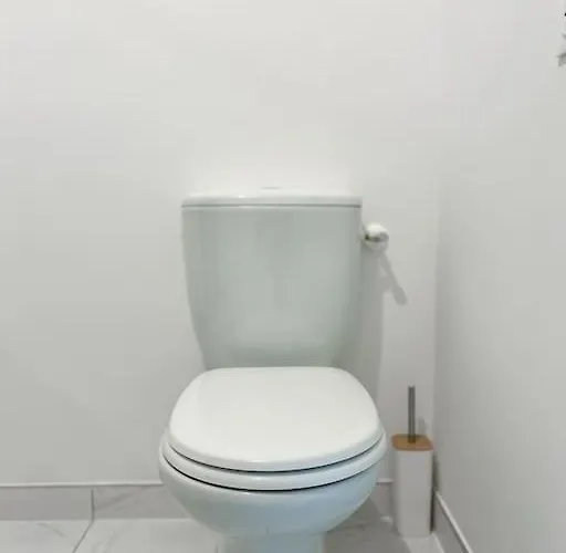 In With Free Parking Apartman *